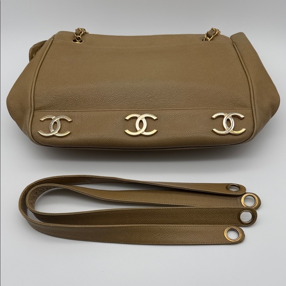 Chanel Triple CC Tote Bag in Caviar Leather - Picture 13 of 16